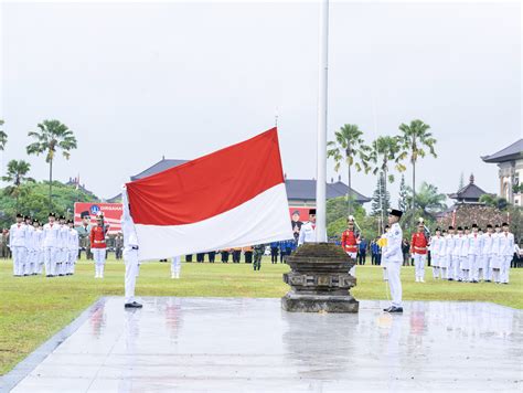 Momen Hut Ri Ke Bupati Giri Prasta Ajak Isi Kemerdekaan Dengan