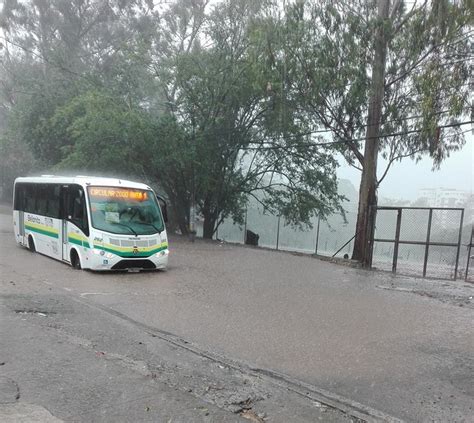 Fotos Y Vídeos Inundaciones Se Reportan Por Fuertes Precipitaciones En