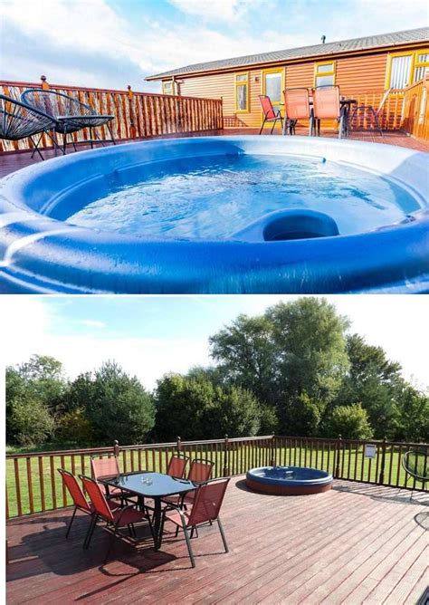 Romantic Lodges With Hot Tub In Yorkshire UK