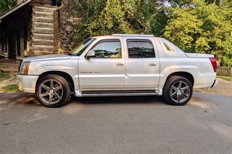 No Reserve 48k Mile 2002 Cadillac Escalade Ext For Sale On Bat