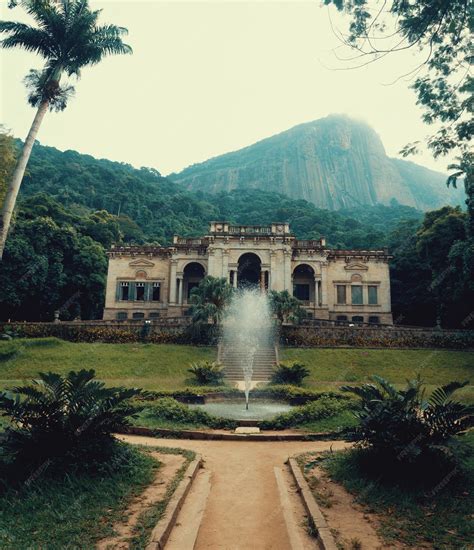 Premium Photo | Natural view of the parque lage in rio de janeiro brazil with a fountain in the ...