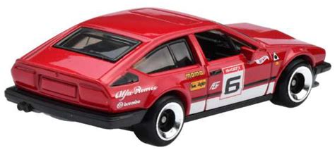 Hot Wheels Basic Car Alfa Romeo GTV HNK HLJ