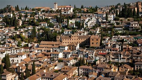 Qué Barrio es el Reino de la Riqueza en España 2024