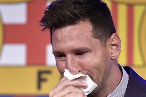 “incroyable” Leo Messi Quitte Le Fc Barcelone