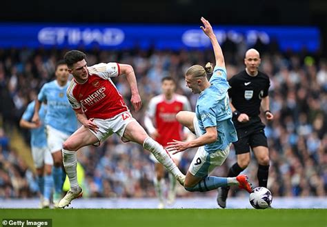 He S Almost Like A League Two Player Roy Keane Slams Erling Haaland