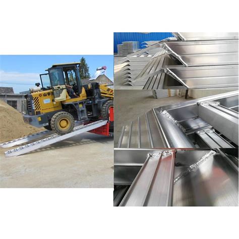 China OEM Heavy Duty Warehouse Automobiles Loading Ramps manufacturers ...