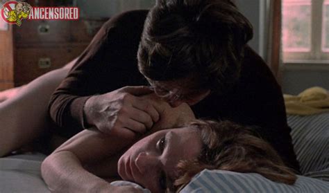 Naked Shirley MacLaine In Desperate Characters