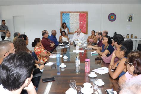 Comando de Greve e Sintufal participam de reunião Tonholo SINTUFAL