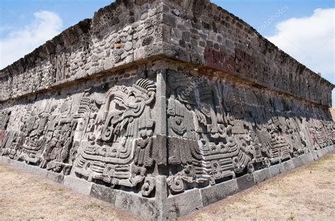 Temple of the Feathered Serpent in Xochicalco Mexico — Stock Photo ...