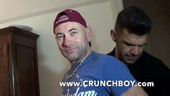 Papi francés follado y creampied por LEON XXL XVIDEOS