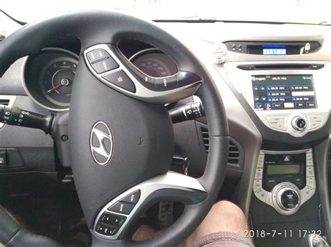 Магнитола с монитором. — Hyundai Elantra (5G), 1,8 л, 2012 года ...