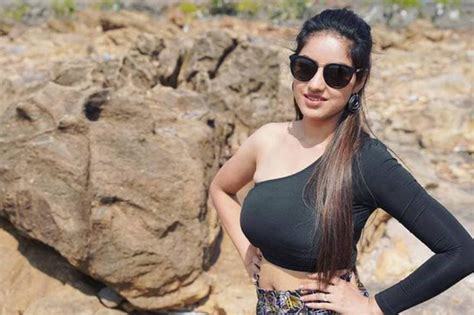Deepika Singh Of Diya Aur Baati Hum Fame Looks Hot In New Shoot Ditches Her Reel Avatar News