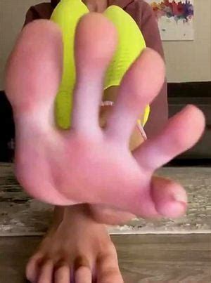 Toesを視聴 Pov Soles Fetish Porn SpankBang