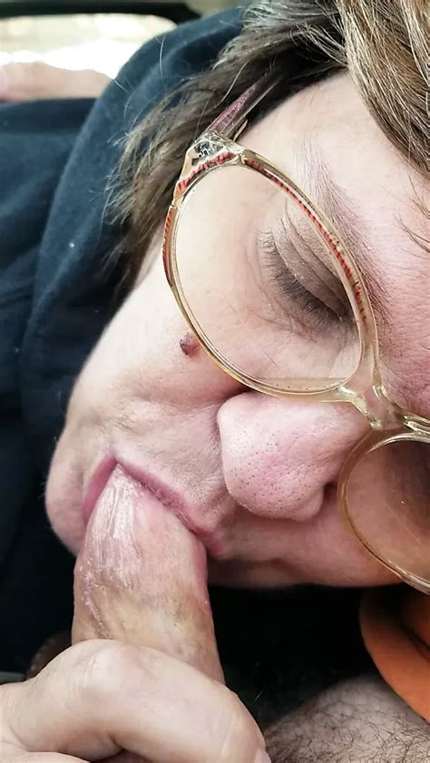 Granny Bj Swallow In Car Amateur Amateur Porn XHamster