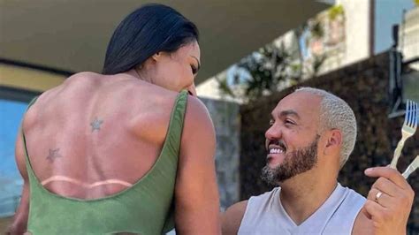 Belo Exibe Tatuagem De Gracyanne Barbosa Em Local Inusitado Assista