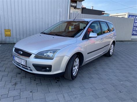 FORD FOCUS KARAVAN 1 6 TDCI KLIMA REG VELIKI I MALI SERVI 2005 God