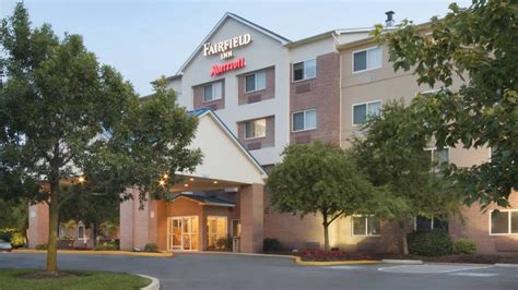 Book Fairfield Inn by Marriott PHL Airport Parking | Way.com