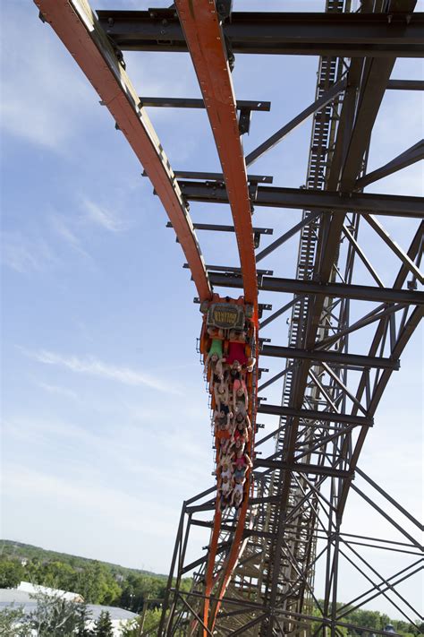 Record Breaking Roller Coaster Debuts at Six Flags Great America