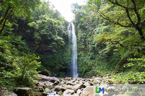 8 waterfalls in 1 hour! Waterfalling adventure in Pili • langyaw