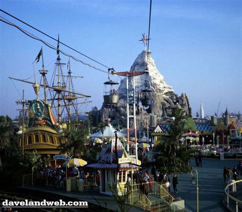 Daveland Disneyland Fantasyland Photo Page | Fantasyland, Disneyland ...