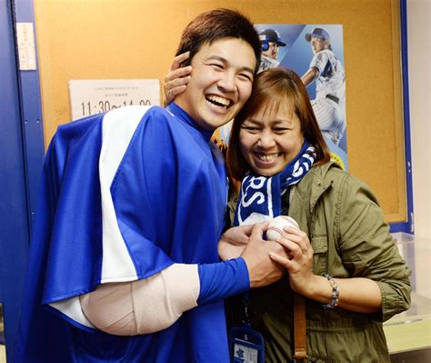 【dena】山崎康晃、大好きな亡きお母さんへ「感謝の手紙」最年少200セーブ 史上8人目 プロ野球写真ニュース 日刊スポーツ