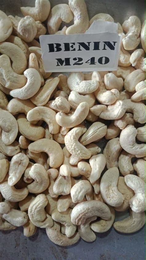 Whole Benin M Cashew Nuts At Rs Kg In Udaipur Id