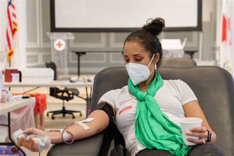 Fast Facts What To Know Before You Donate Blood Healthywomen