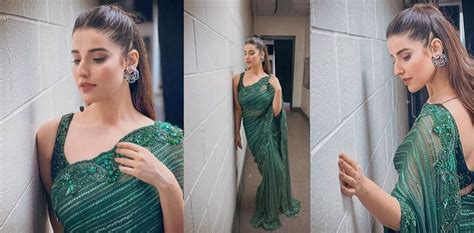 Viral Hareem Farooq Goes Glam With Her Saree Diaries