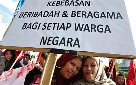 Ujaran Kebencian Tindakan Penodaan Agama Tertinggi Medcomid