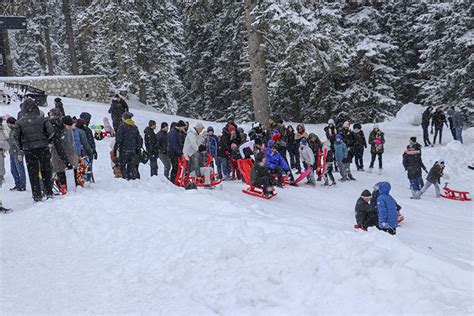 Ilgaz Dağı ndaki Yurduntepe Kayak Merkezi nde yarıyıl tatili yoğunluğu