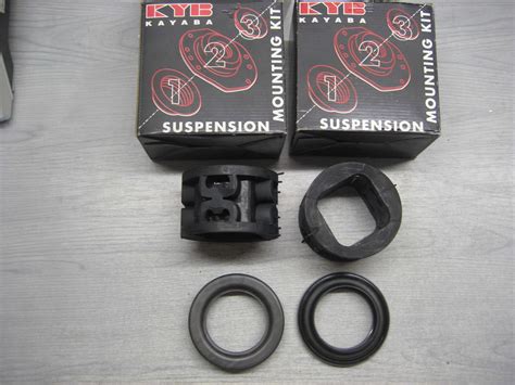 SM1501 PAIRE BUTEES COUPELLES SUSPENSION AVANT PEUGEOT 505 RENAULT