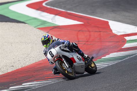 Yamaha Racing Heritage Club Goes Back To The Future At Mugello Yamaha