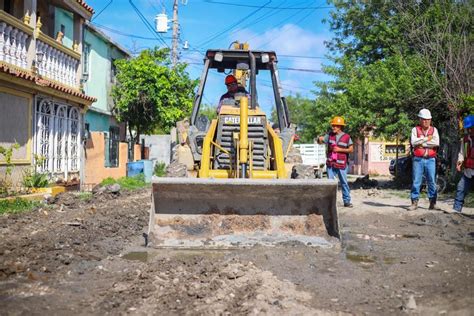 Arranca Alcalde Carlos Peña Ortiz pavimentación en la Lucio Blanco