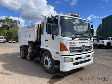 Buy Used 2018 Hino 2018 Hino 500 1628 FG8J Street Sweeper Dual Control