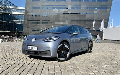 Review Of Volkswagen Id Embracing The Electric Revolution Car