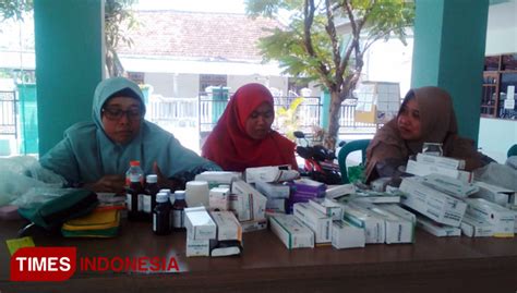 Bersama Kader Kesehatan Desa Pemdes Tanjangawan Rutin Pantau Kesehatan