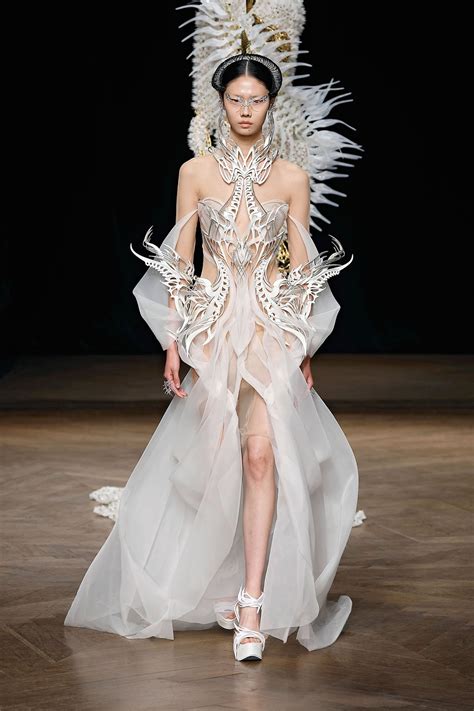 Iris Van Herpen Creates Haute Couture Dress Made From Cocoa Beans In