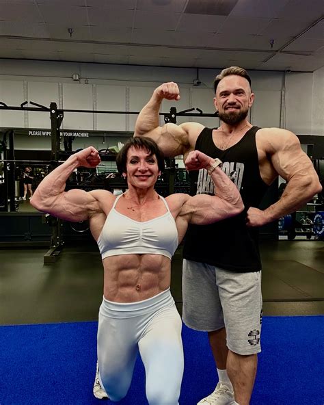 Oksana Piari IFBB Pro (@oksanapiari_ifbb_pro) • Instagram photos and videos