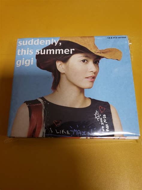 梁詠琪 Suddenly This Summer Gigi Leung 專輯 Cd 第二版 2001年 保存良好 齊件 碟極靚