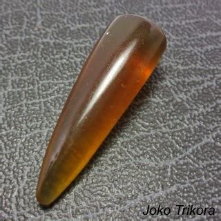 Batu Permata Natural Color Change Amber JK717 Joko Permata Batu