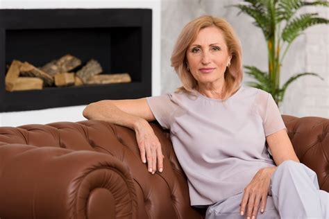 Page Images De Femme Mature Sexy T L Chargement Gratuit Sur Freepik