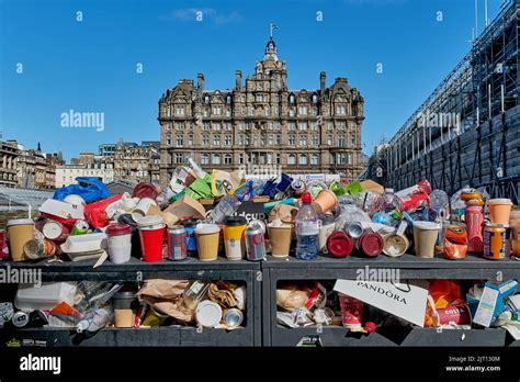 Edinburgh Scotland, UK 27 August 2022. Bins overflow with litter in the