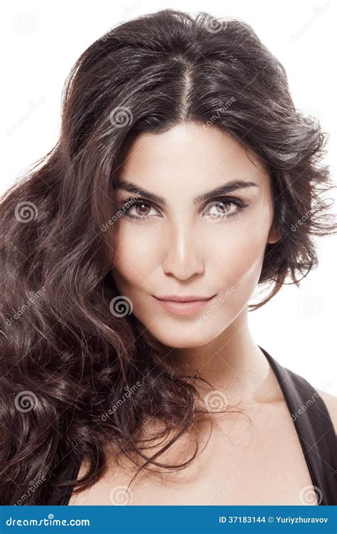 Schönes Brunette Mädchen Gesundes Langes Haar Weißer Hintergrund Stockfoto Bild von kosmetik