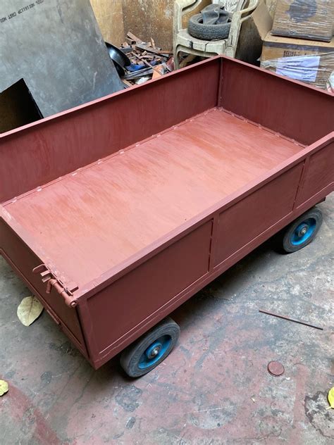 Mild Steel Industrial Trolley For T Capacity Trolley Size Ft X