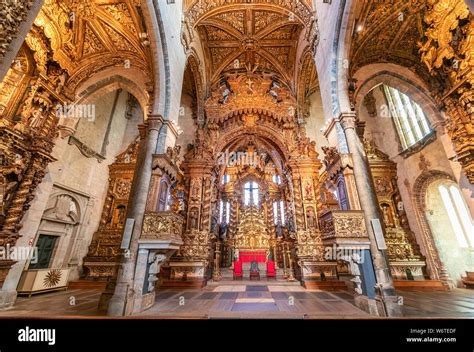 Altar principal de la iglesia gótica de San Francisco Igreja de São