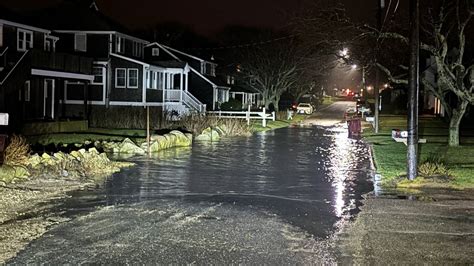 Mema Outages Map Thousands Without Power In Massachusetts As Rain Storm Moves Out Boston 25 News