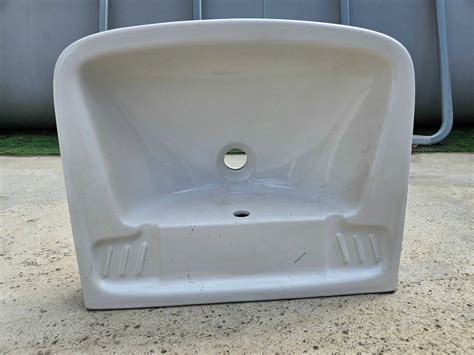 Мивки за баня + конзола гр. Белослав • OLX.bg