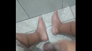 Golpeando con una verga llena de jabón XVIDEOS