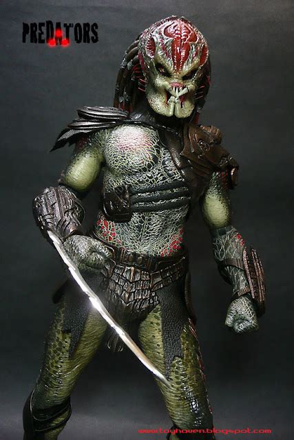 Toyhaven Hot Toys Berserker Predator REVIEW III