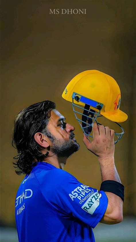 ms dhoni biography age career records net worth success story